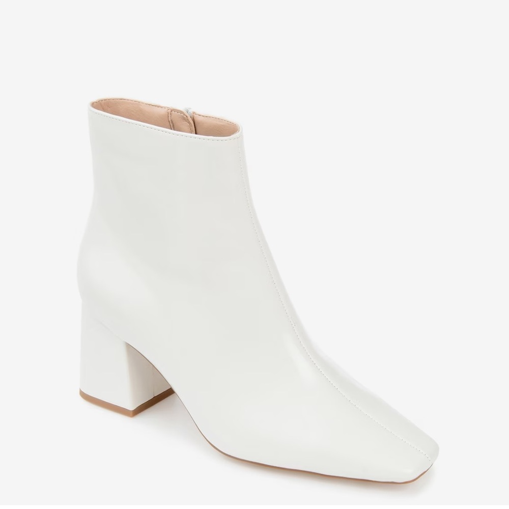 Elegant White Ankle Boots
